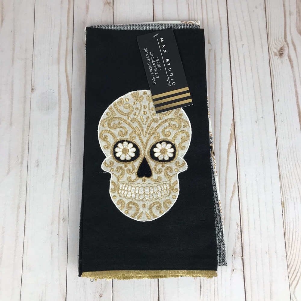 Max Studio Home Set of 3 Kitchen Towels Skulls